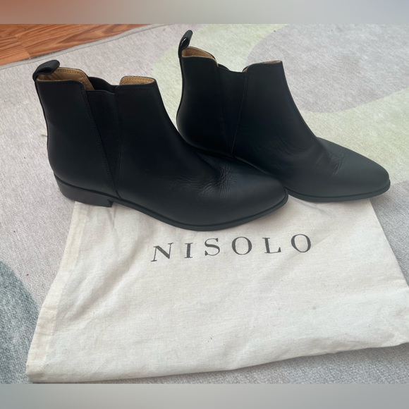 Nisolo Everyday Chelsea Commuter boots - Picture 9 of 12